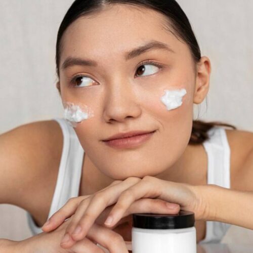 Why Your Skin Feels Dry Even After Moisturizing (And How to Fix It)